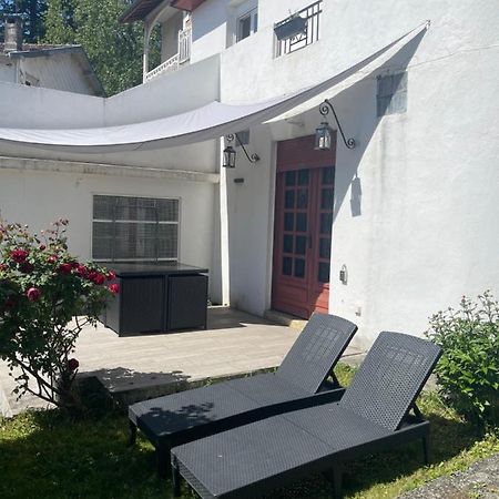 Studio 35M2 Terrasse Et Jardin Quartier Calme Au Centre Ville De ルルド エクステリア 写真